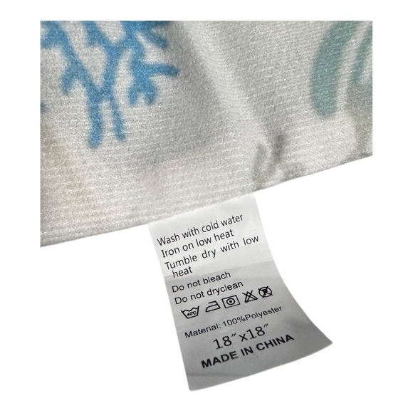 Set of 2 Coastal Pillow‎ Covers 18x18 – Starfish Seashell Coral Print - Picture 5 of 6